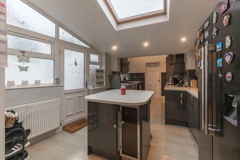 42 Barrs Road, Cradley Heath, B64 7HG