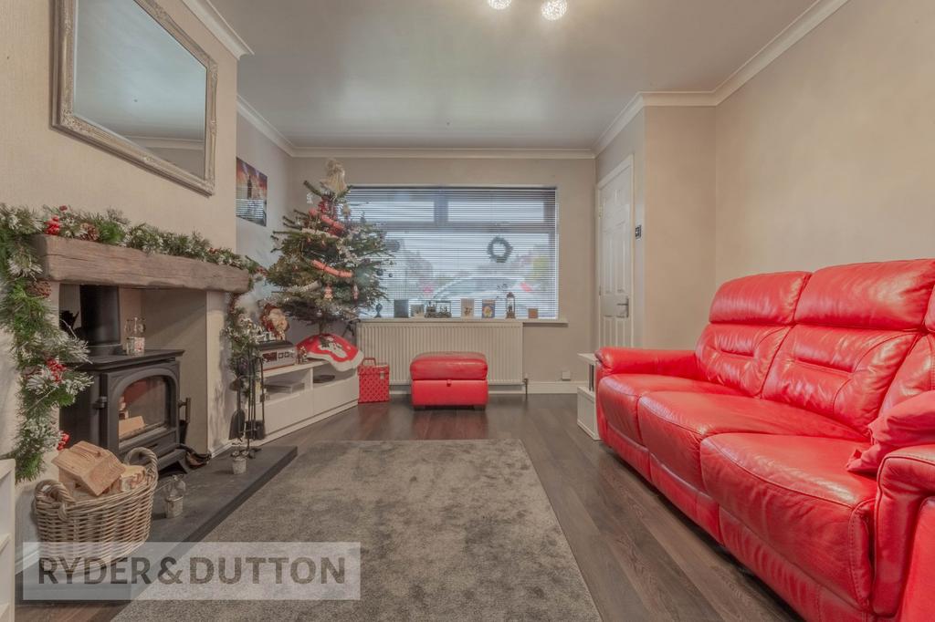 Vicar Park Road, Halifax, West Yorkshire, HX2 2 bed semidetached house