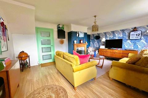 90 Burnham Walk, Rainham, Gillingham, ME8 8RX