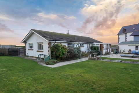 4 bedroom bungalow for sale - Coastal, Cedar Hatch, Ynyslas