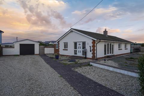 4 bedroom bungalow for sale - Coastal, Cedar Hatch, Ynyslas