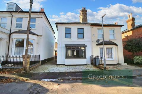 3 bedroom semi-detached house for sale, Manor Road, Waltham Abbey EN9