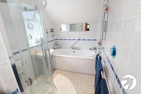 8 Berryhill, London, SE9 1QP