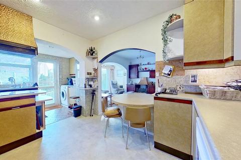 3 bedroom end of terrace house for sale - Parkhaven Court, Crabtree Lane, Lancing, West Sussex, BN15