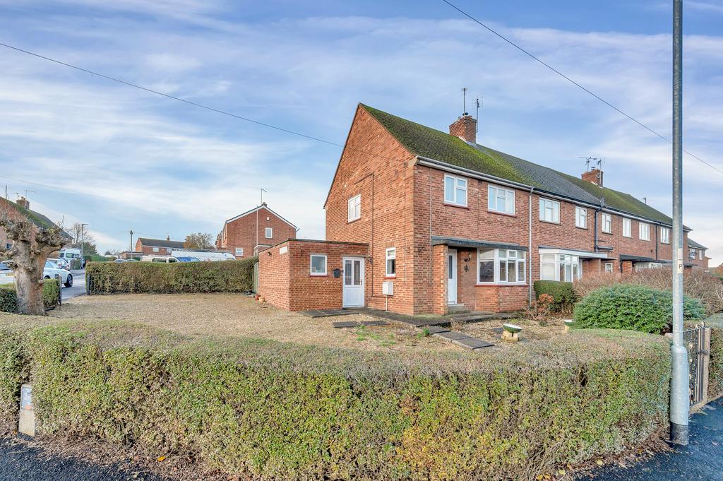 Masterton Road, Stamford, PE9 3 bed end of terrace house for sale £285,000