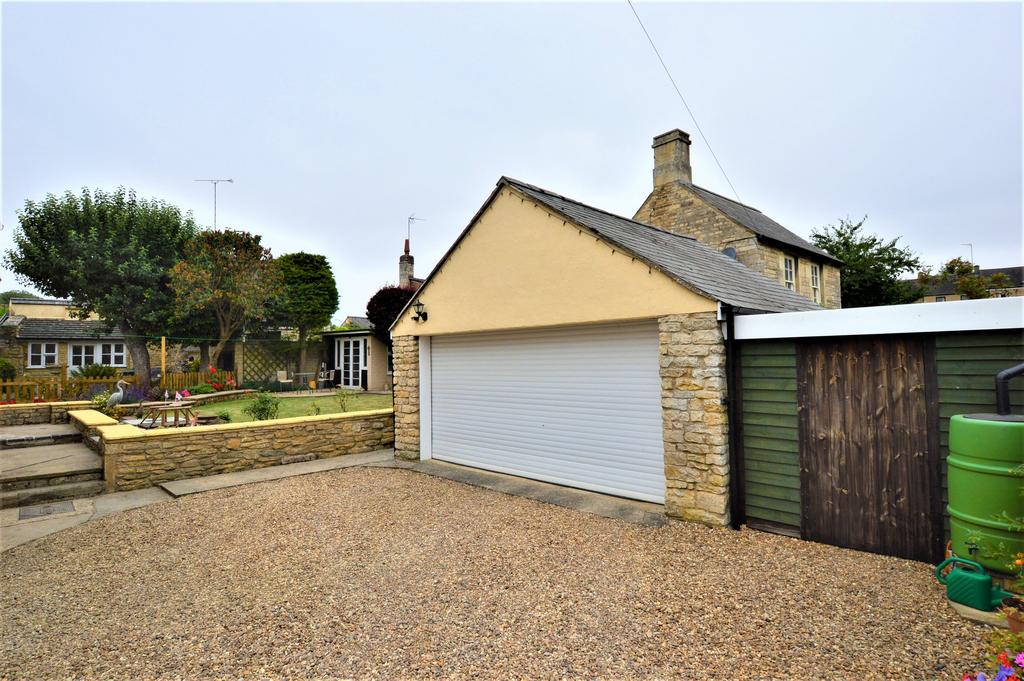 The Green, Ketton, Stamford, PE9 4 bed cottage for sale £525,000