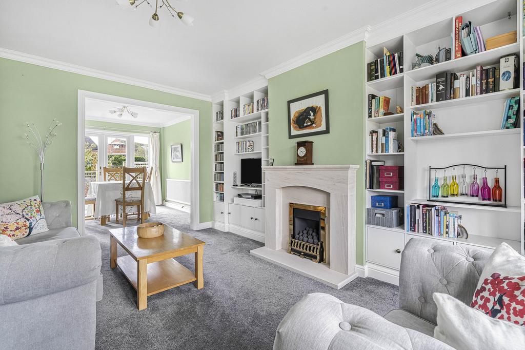 Brookmead Drive, Wallingford, OX10 3 bed detached house £575,000