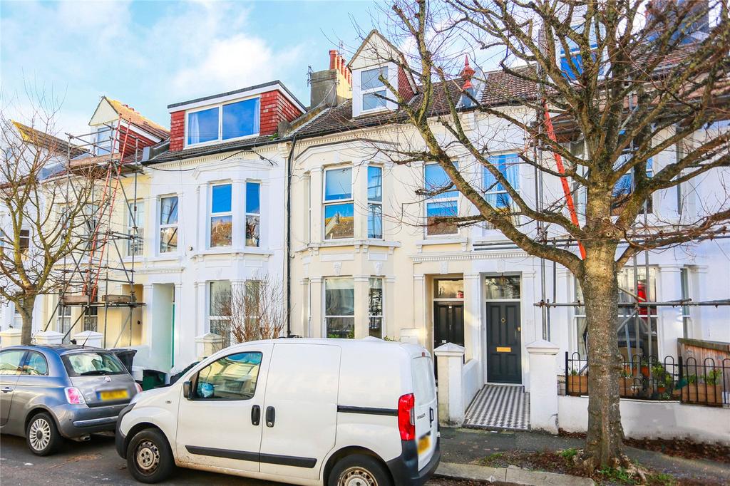 Westbourne Street, Hove, East Sussex, BN3 3 bed apartment for sale £