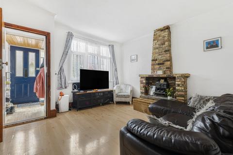 3 bedroom maisonette for sale, Oval Road, Croydon, Surrey
