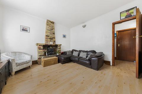 3 bedroom maisonette for sale, Oval Road, Croydon, Surrey