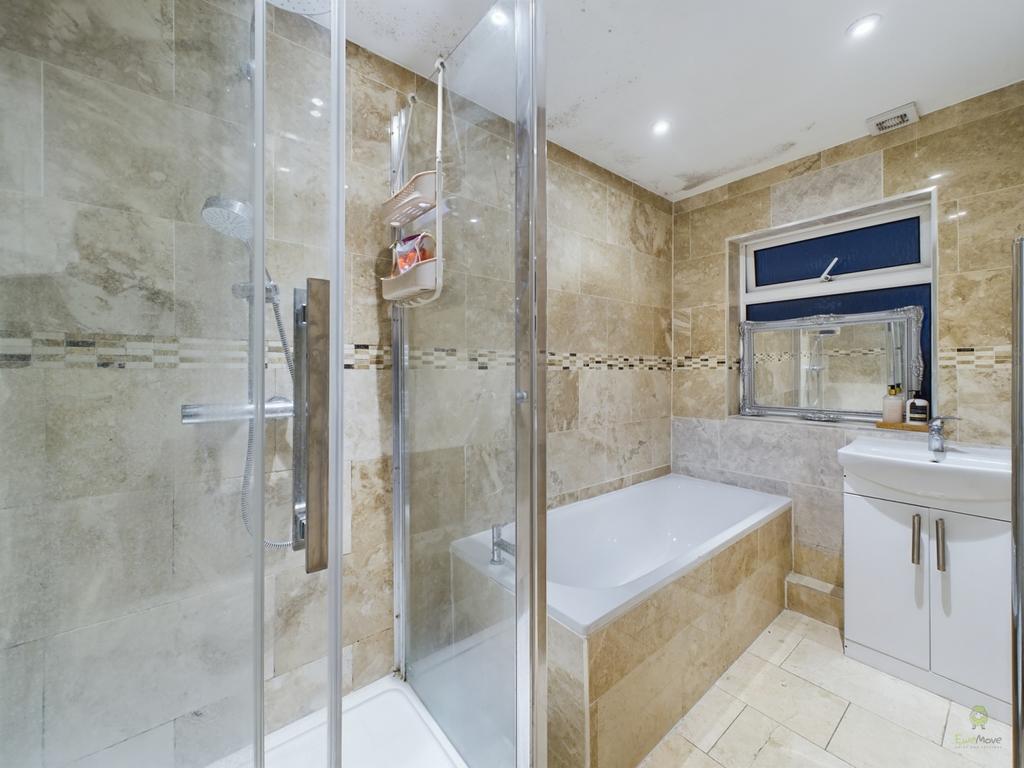 First Floor Bathroom