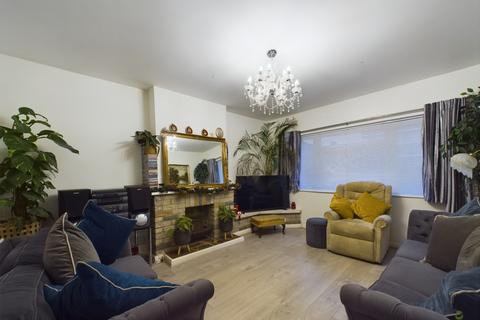 17 Madison Crescent, Bexleyheath, DA7 5SY