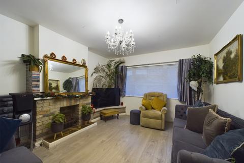 17 Madison Crescent, Bexleyheath, DA7 5SY