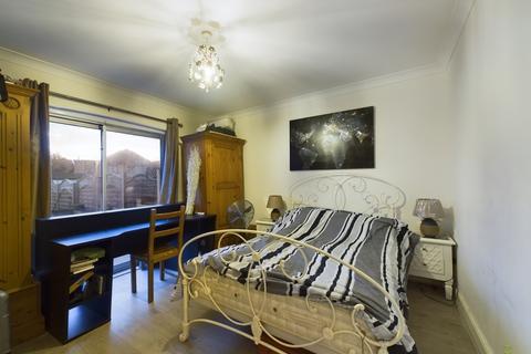 17 Madison Crescent, Bexleyheath, DA7 5SY