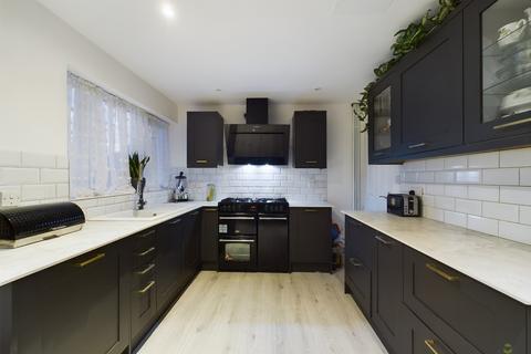 17 Madison Crescent, Bexleyheath, DA7 5SY