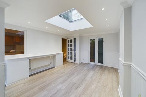 46b Pickford Road, Bexleyheath, DA7 4AQ