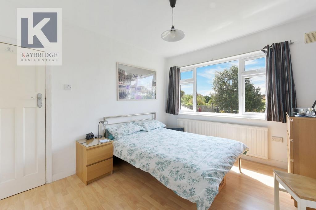 Devon way, epsom