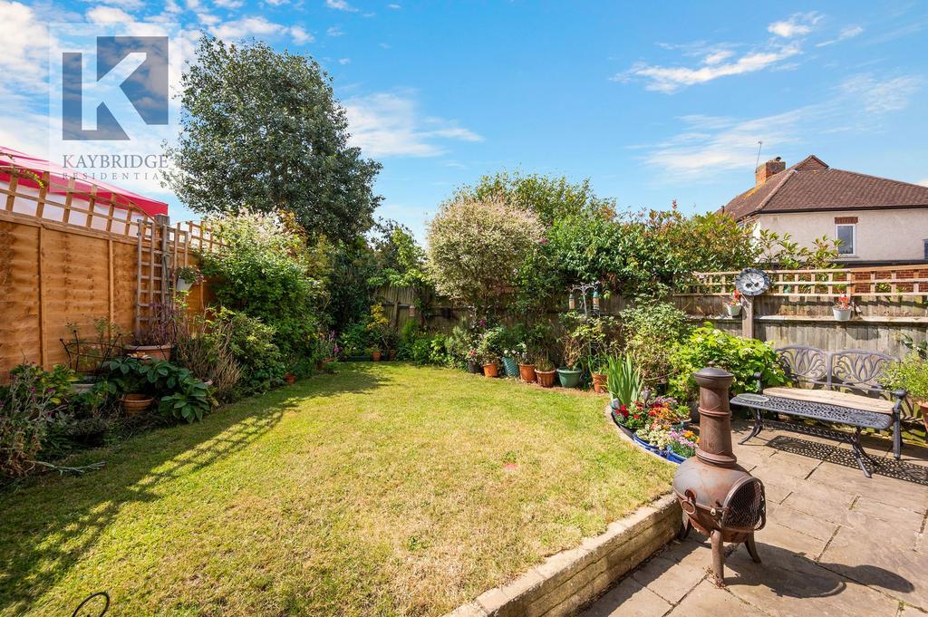 Devon way, epsom