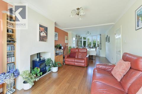 14 Devon Way, Epsom, KT19 9HS