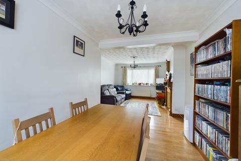 16 Brunswick Road, Bexleyheath, DA6 8EN