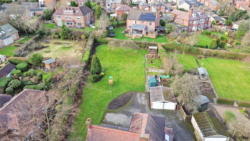 Northfield Lane, Horbury, Wakefield, West Yorkshire, WF4 4 bed detached house for sale £750,000