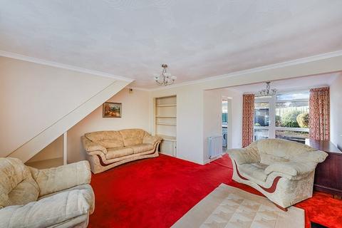 2 bedroom end of terrace house for sale, Silkham Road, Oxted RH8