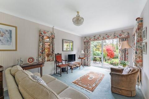 2 Ivy Mill Close, Godstone, RH9 8NG