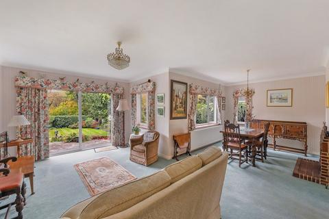2 Ivy Mill Close, Godstone, RH9 8NG