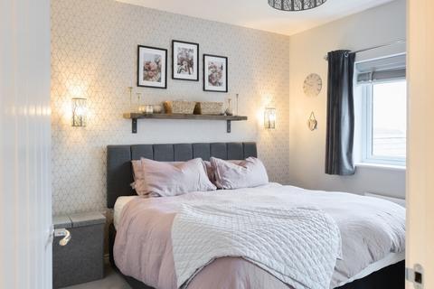 2 Cowleaze, Purton, Swindon, SN5 4FQ