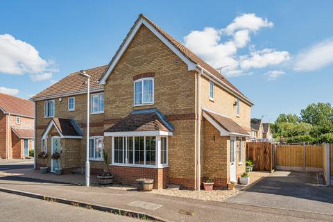 62 Yeates Drive, Kemsley, Sittingbourne, ME10 2PW