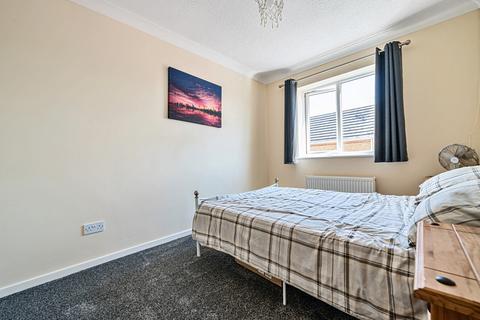 62 Yeates Drive, Kemsley, Sittingbourne, ME10 2PW