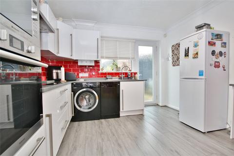 14 Poundfield Gardens, Woking, GU22 8JP