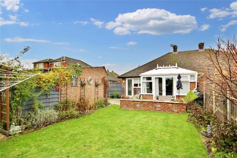 14 Poundfield Gardens, Woking, GU22 8JP