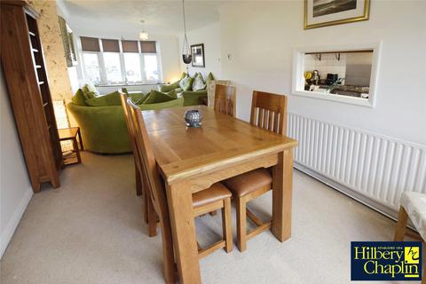 29 Denbigh Close, Hornchurch, RM11 3EA