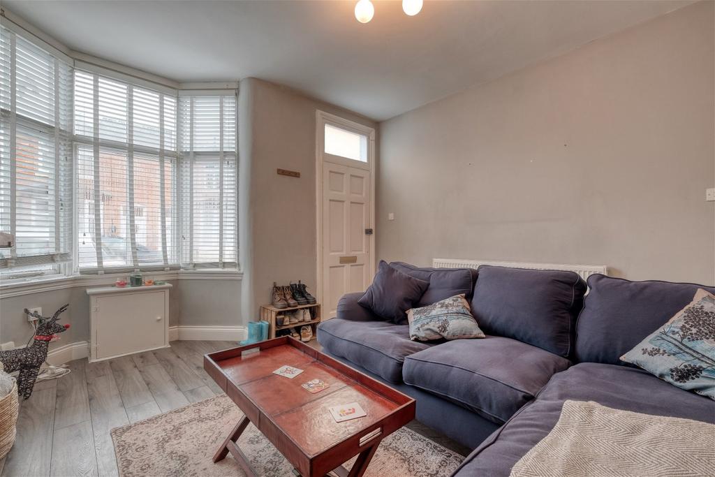 Grove Avenue, Solihull, B91 2AH 2 bed terraced house for sale £290,000