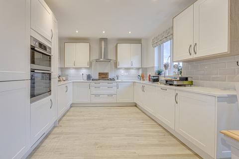65 Bebington Drive, Langdon Hills, Basildon, SS16 5JZ