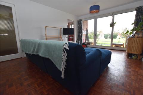 2 bedroom apartment for sale - Windsor Close, Taunton, Somerset, TA1