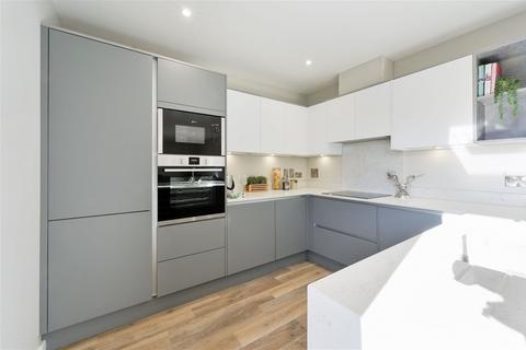 2 bedroom apartment for sale, Limpsfield Road, Warlingham CR6