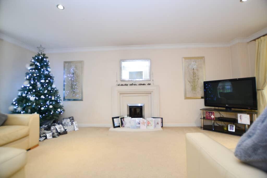 5 Bedroom Detached House for Sale on Barmoor Drive, Melbury, Newcastle