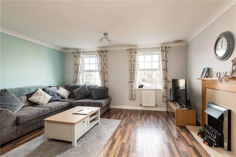 3 bedroom end of terrace house for sale - Fire Opal Way, Sittingbourne, Kent, ME10