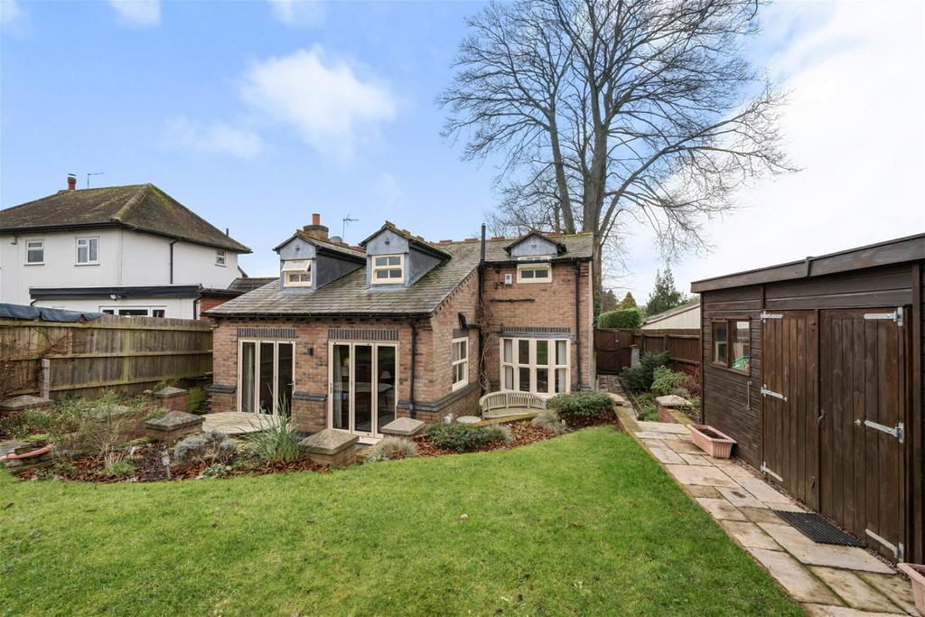 Desford Road, Kirby Muxloe 3 bed detached house £570,000