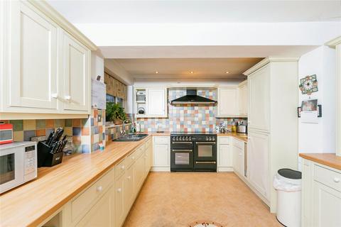 22 Crawshay Drive, Emmer Green, Reading, RG4 8SX