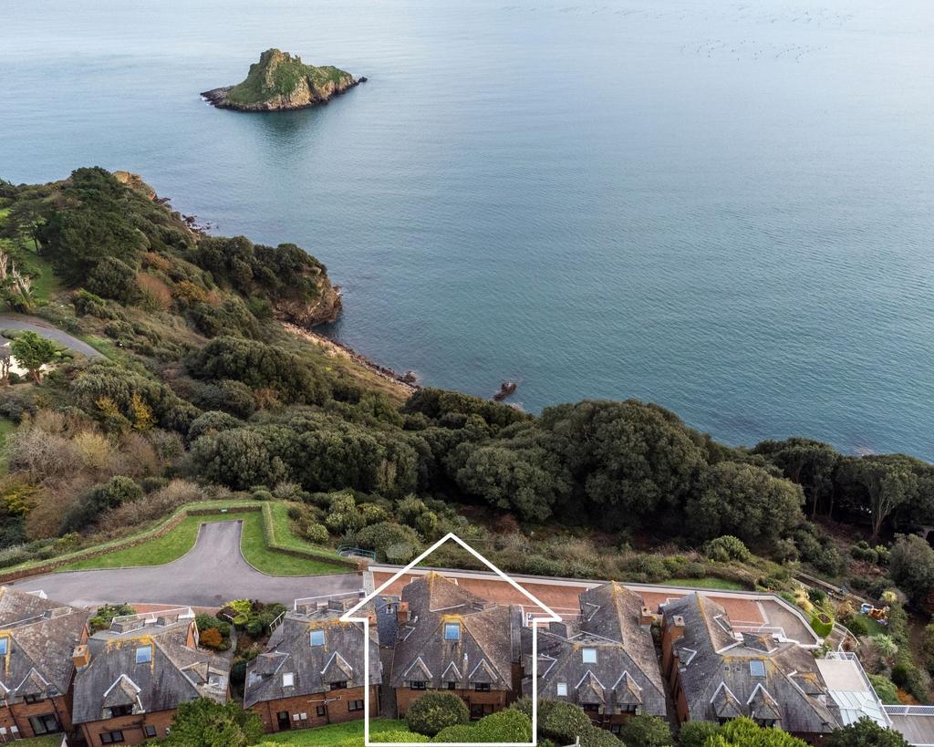 Drone of Thatcher Heights, Torquay