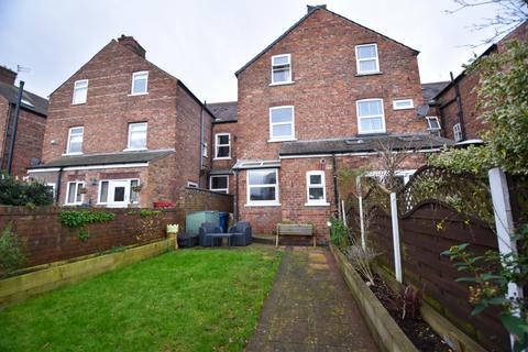 4 bedroom terraced house for sale, Newton Road, Urmston, M41