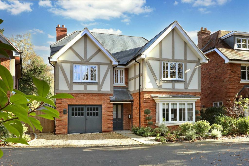 Ledborough Gate, Beaconsfield, HP9 5 bed detached house £2,000,000