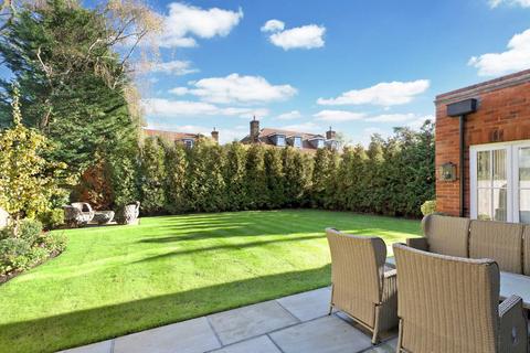 5 bedroom detached house for sale, Ledborough Gate, Beaconsfield, HP9