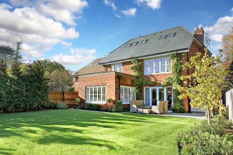 5 bedroom detached house for sale, Ledborough Gate, Beaconsfield, Buckinghamshire, HP9