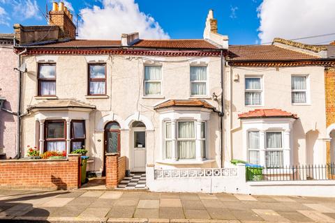 28 Tewson Road, London, SE18 1AY