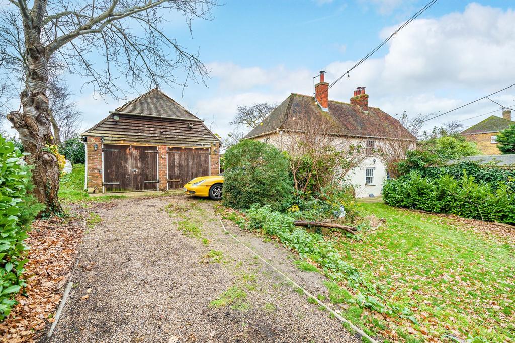 Seasalter Road, Graveney, ME13 3 bed cottage for sale £550,000