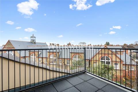 4 bedroom terraced house for sale, Woodside Gardens, London, N17